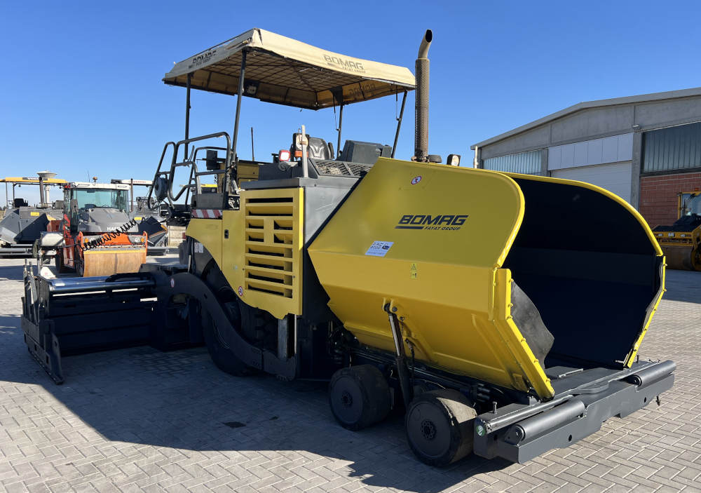 Usato 2009 Bomag BF 691P