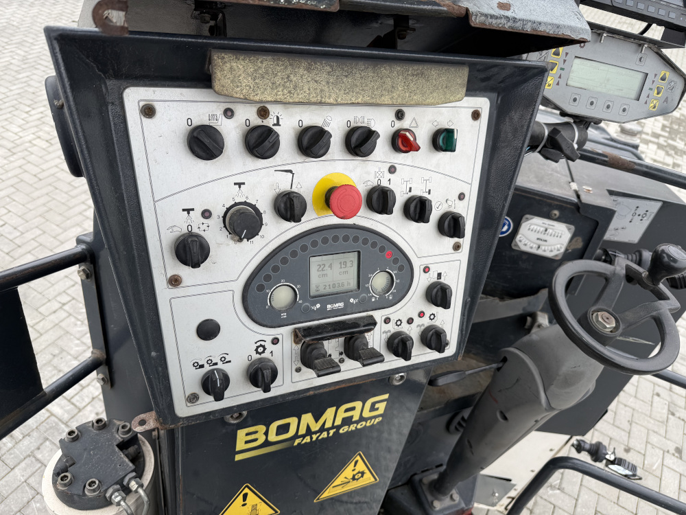 Usato 2012 Bomag BM 500/15