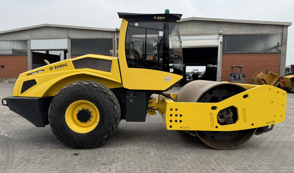 Usato 2021 Bomag BW 216 DH-5