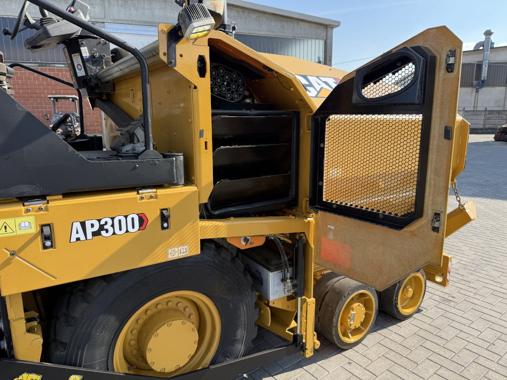 Usato 2018 Caterpillar AP 300F