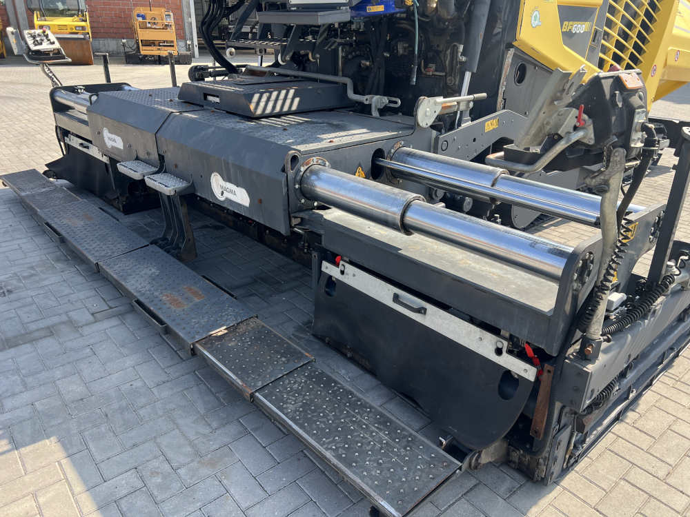 Usato 2014 Bomag BF 600C-2