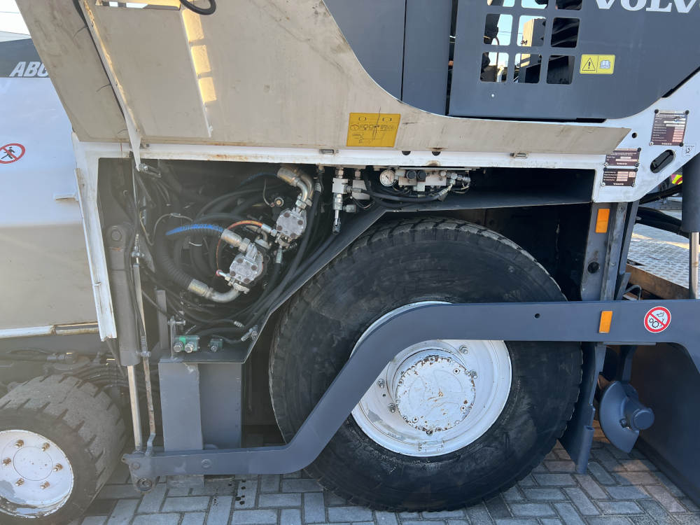 Usato 2011 Volvo ABG6870