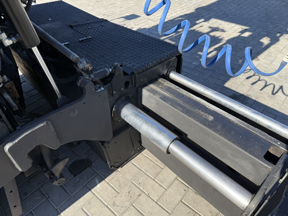 Usato 2011 Caterpillar AP 300