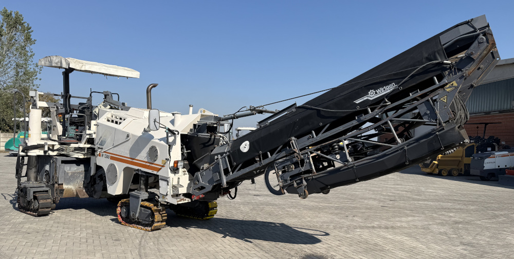Usato 2003 Wirtgen W 1300F