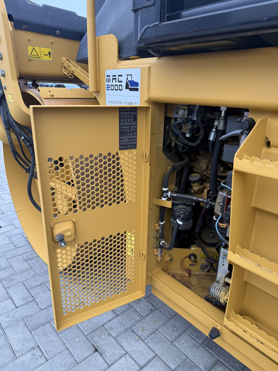 Usato 2014 Caterpillar CD 54B