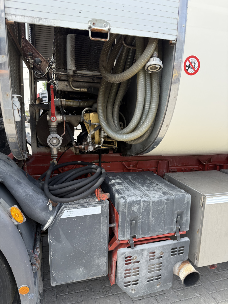 Usato 2003 Massenza B 10 B23 HY-EX