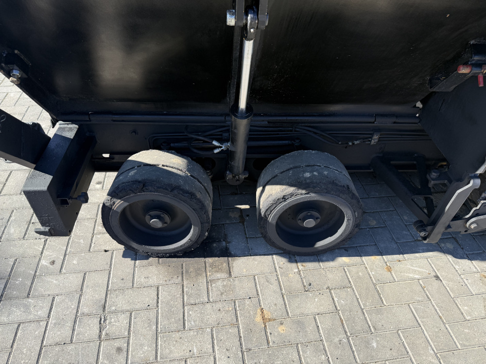 Usato 2011 Caterpillar AP 300