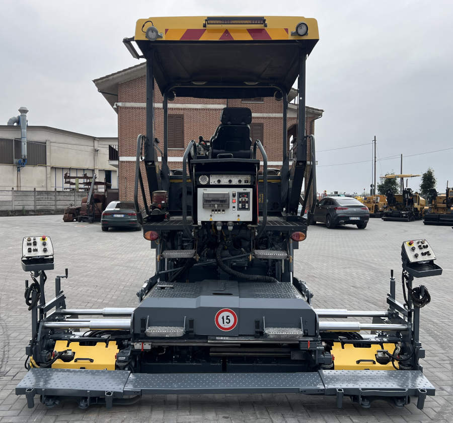 Usato 2016 Bomag BF 300 P-2