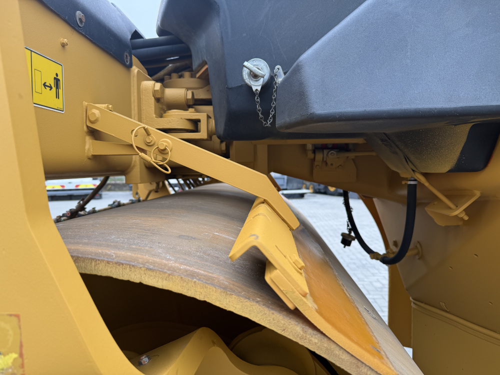 Usato 2014 Caterpillar CD 54B