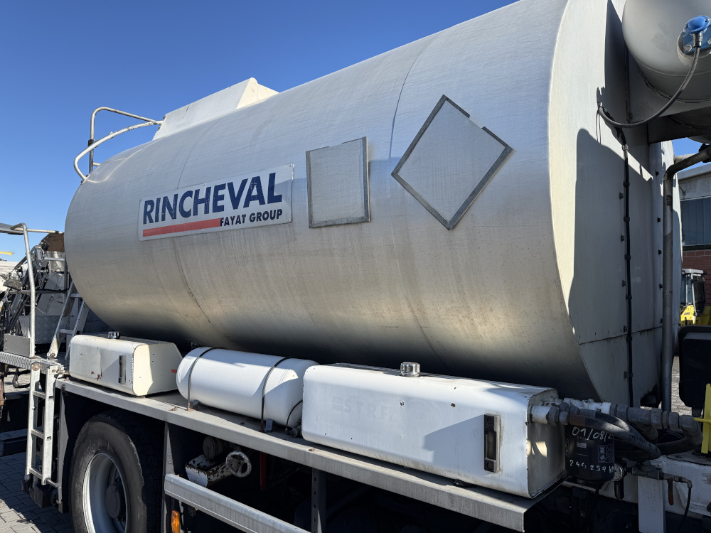 Usato 2005 Renault / Rincheval Premium 320 Dci / EPA