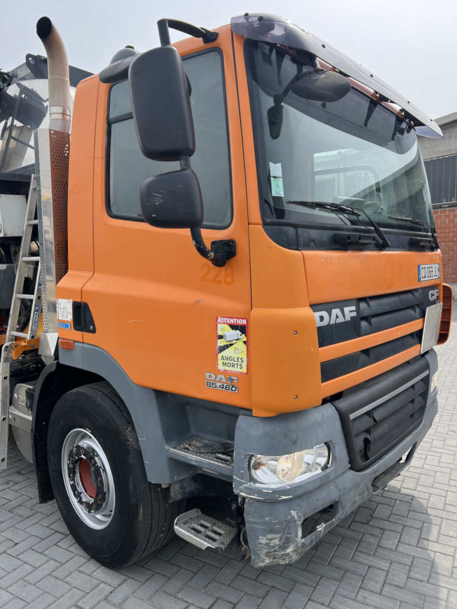 Usato 2012 Daf / Secmair CF 85.460 / Secmair Chipsealer BCG 500