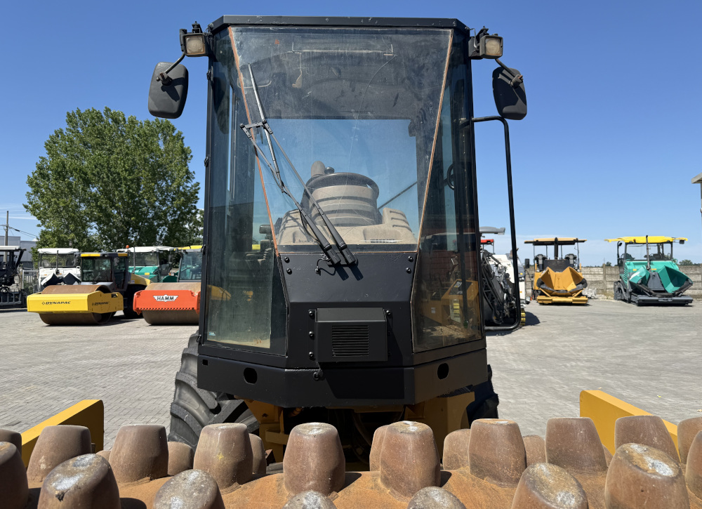 Usato 2010 Caterpillar CP 74