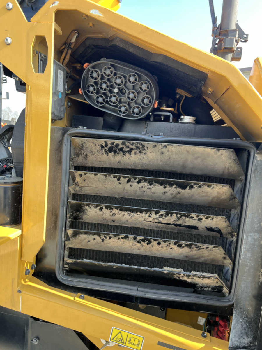 Usato 2020 Caterpillar AP 355F