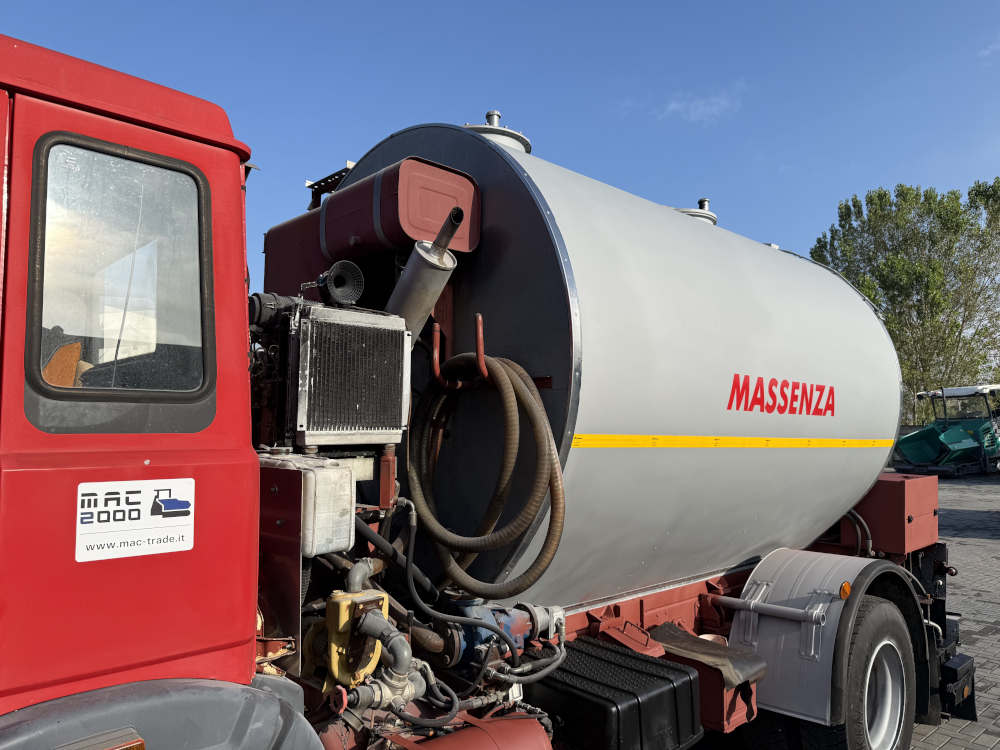 Usato 2004 Massenza B 8 B23 HY-EX