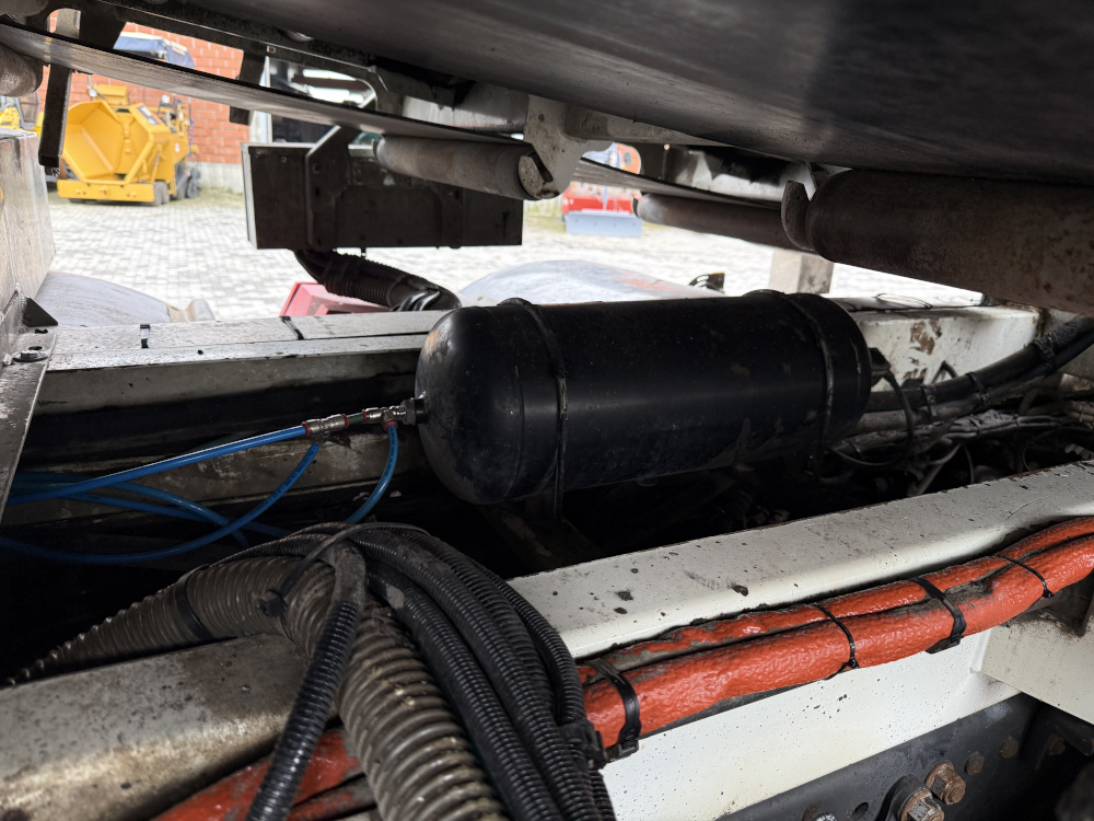 Usato 2008 Mercedes / Secmair 2536 / Chipsealer BCG 500