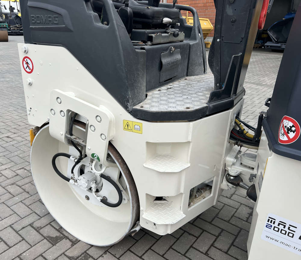 Usato 2015 Bomag BW 135 AD-5