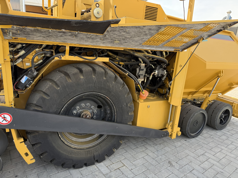 Usato 2007 Caterpillar AP 600