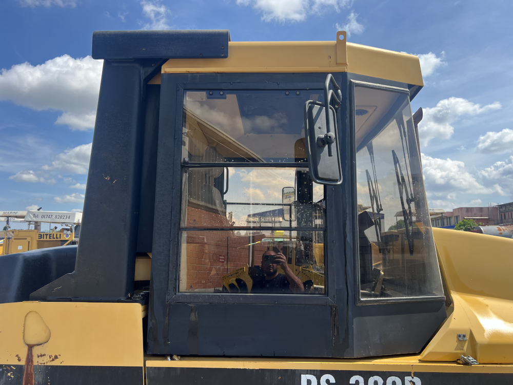 Usato 2002 Caterpillar PS 300B