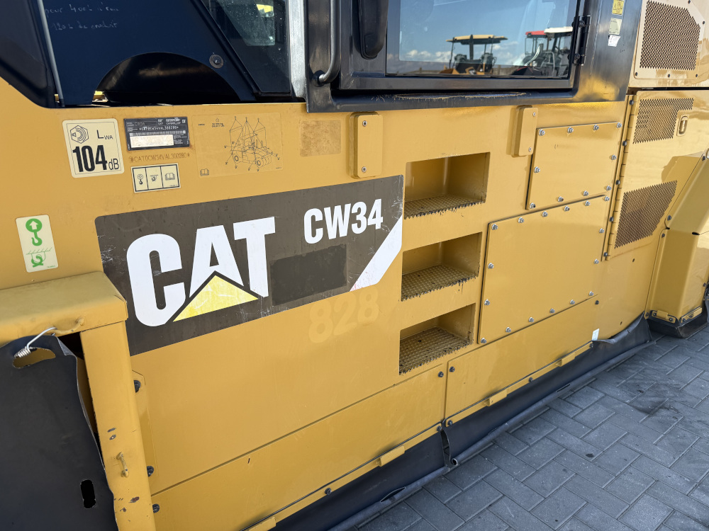 Usato 2001 Caterpillar PS 300B -521-