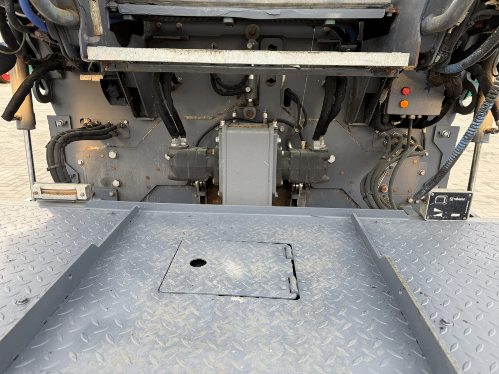 Usato 2018 Vogele S 1303-3i