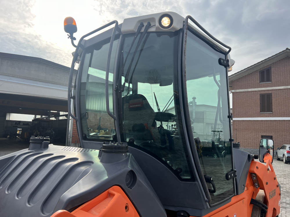 Usato 2012 Hamm HD+ 90i VV