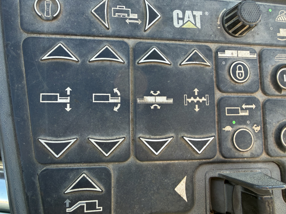 Usato 2017 Caterpillar AP 655F