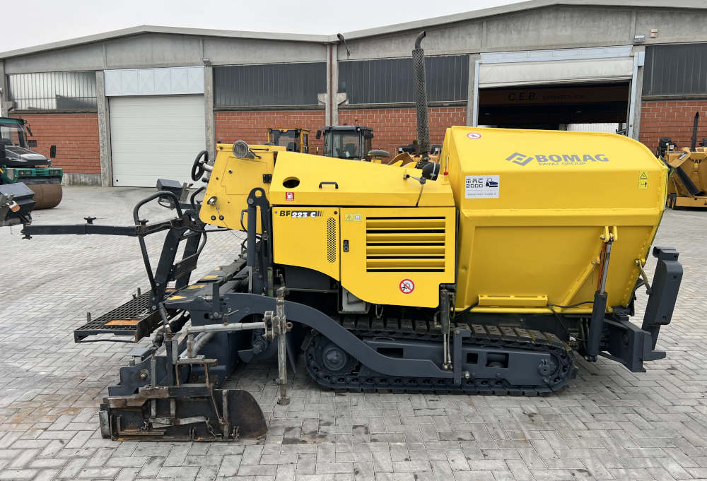 Usato 2012 Bomag BF 223C