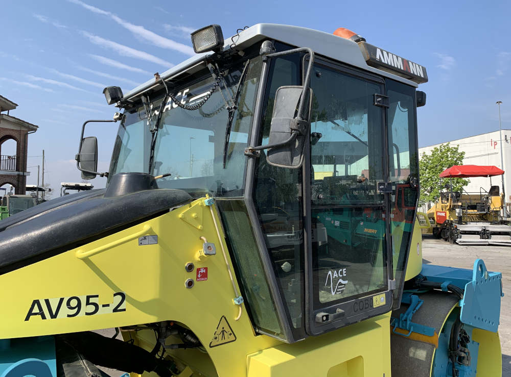 Usato 2010 Ammann AV 95-2