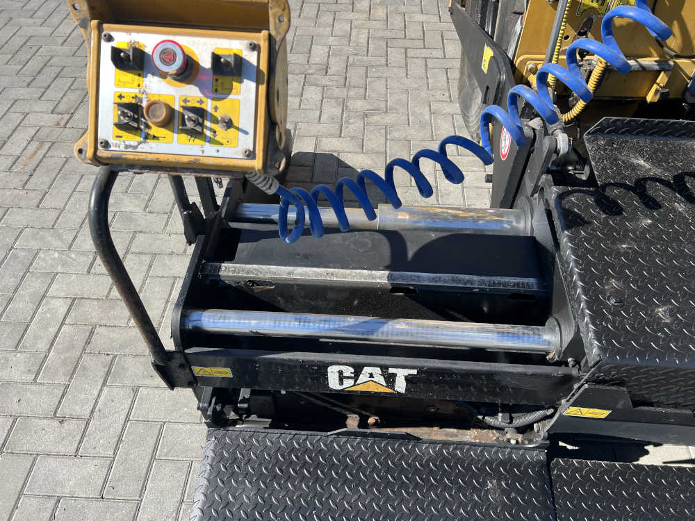 Usato 2012 Caterpillar AP 300