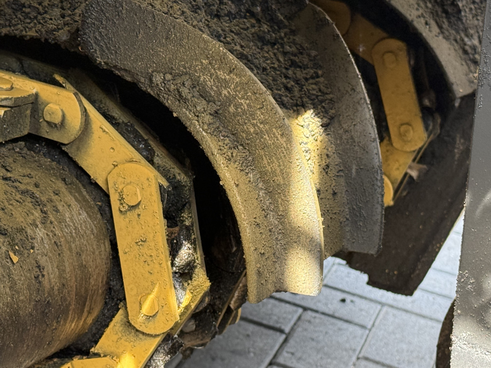 Usato 2007 Caterpillar AP 600
