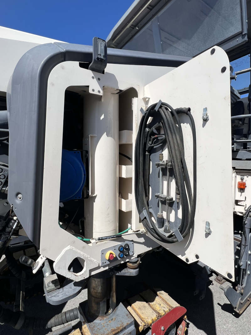 Usato 2014 Wirtgen W 200i -081-