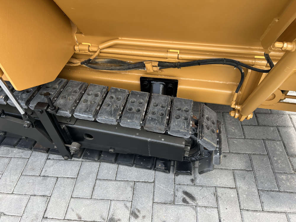 Usato 2017 Caterpillar AP 255E