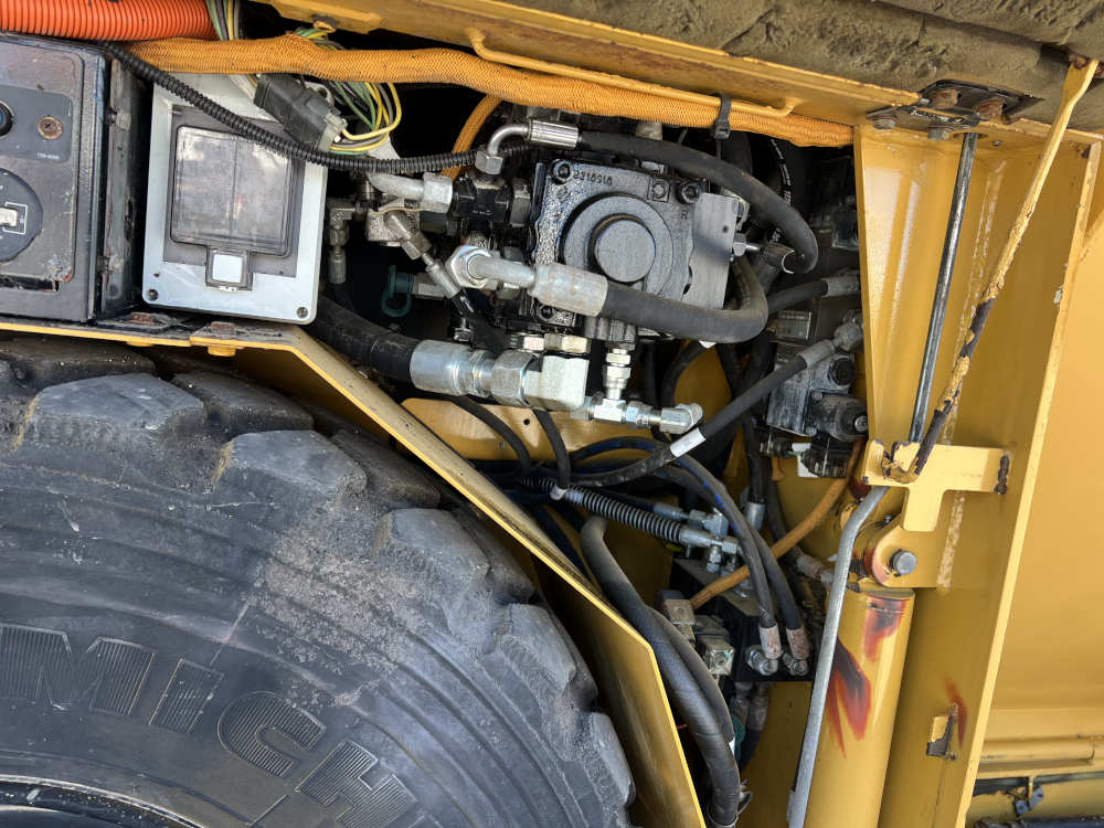 Usato 2012 Caterpillar AP 300