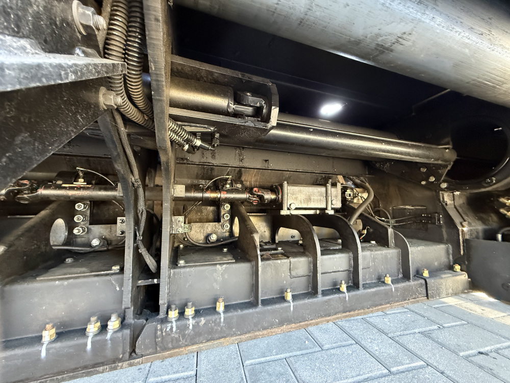 Usato 2010 Caterpillar AP 600D