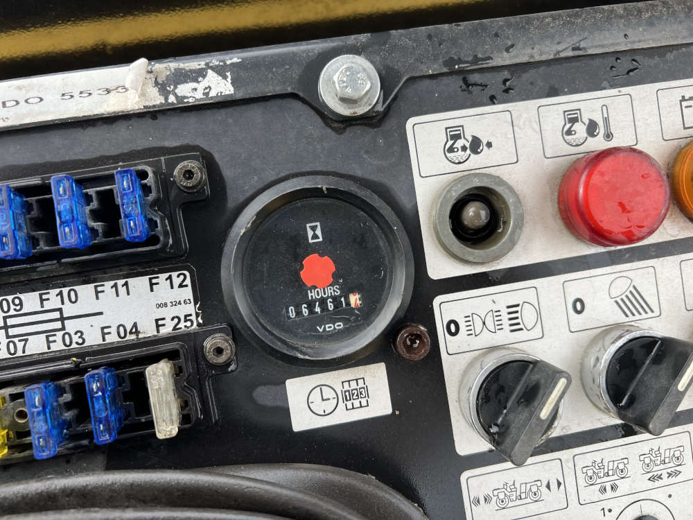 Usato 2004 Bomag BW 141 AD-2