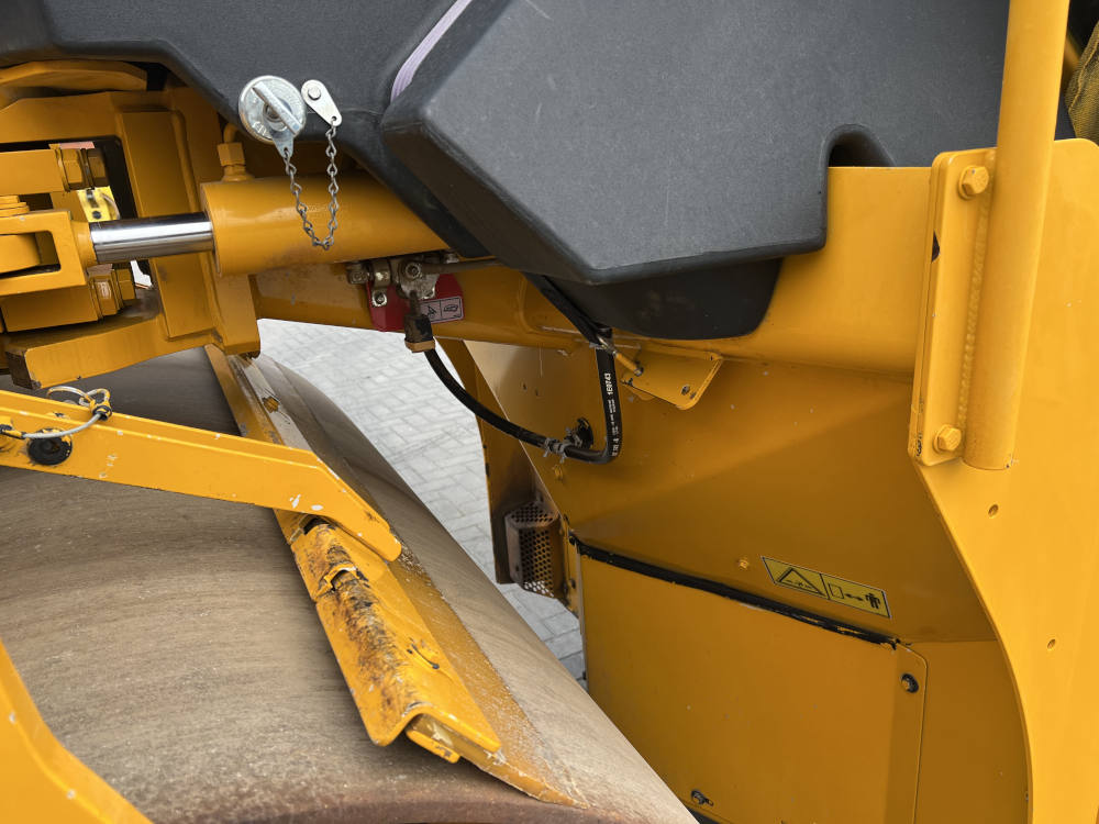 Usato 2017 Caterpillar CD 8