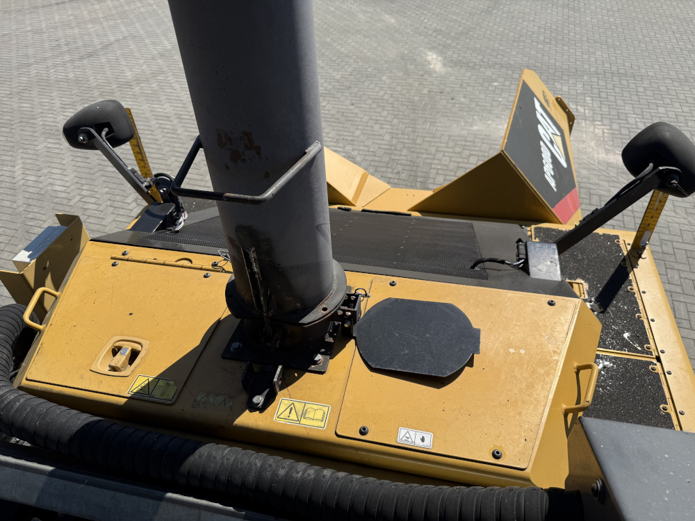 Usato 2010 Caterpillar AP 600D