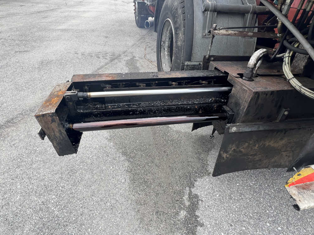 Usato 2004 Massenza B 8 B23 HY-EX