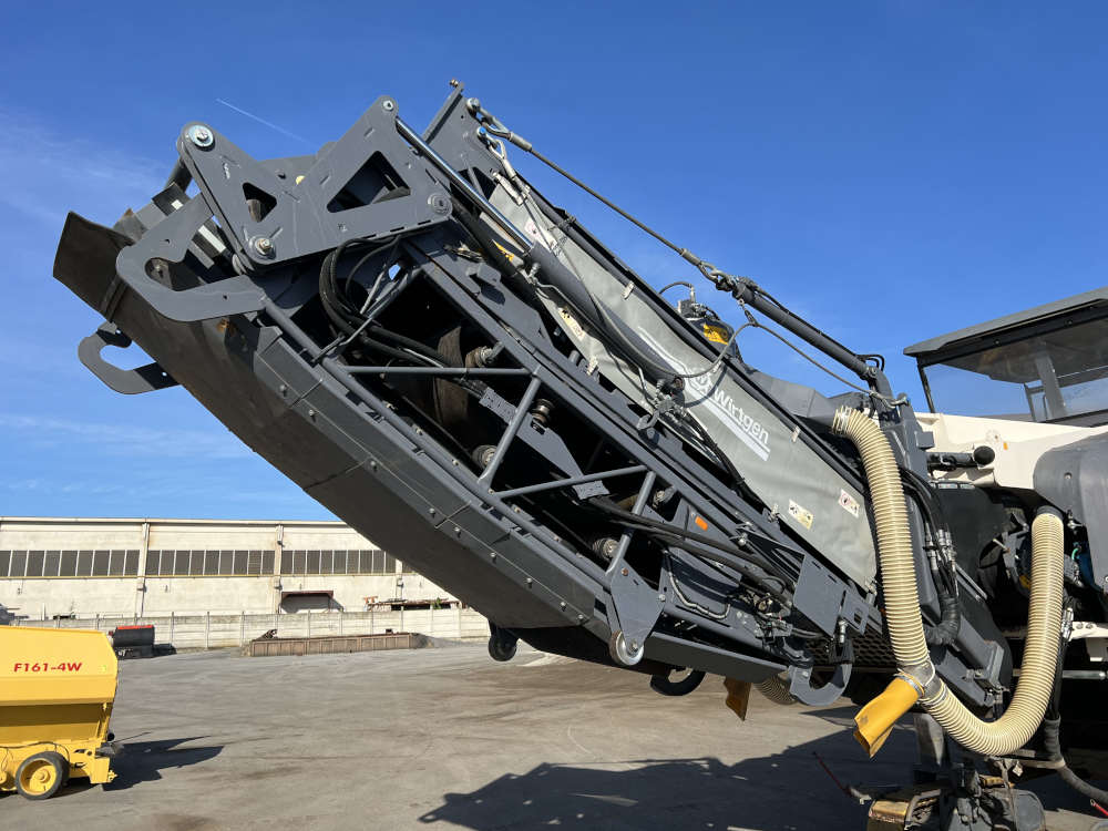 Usato 2014 Wirtgen W 200i -081-