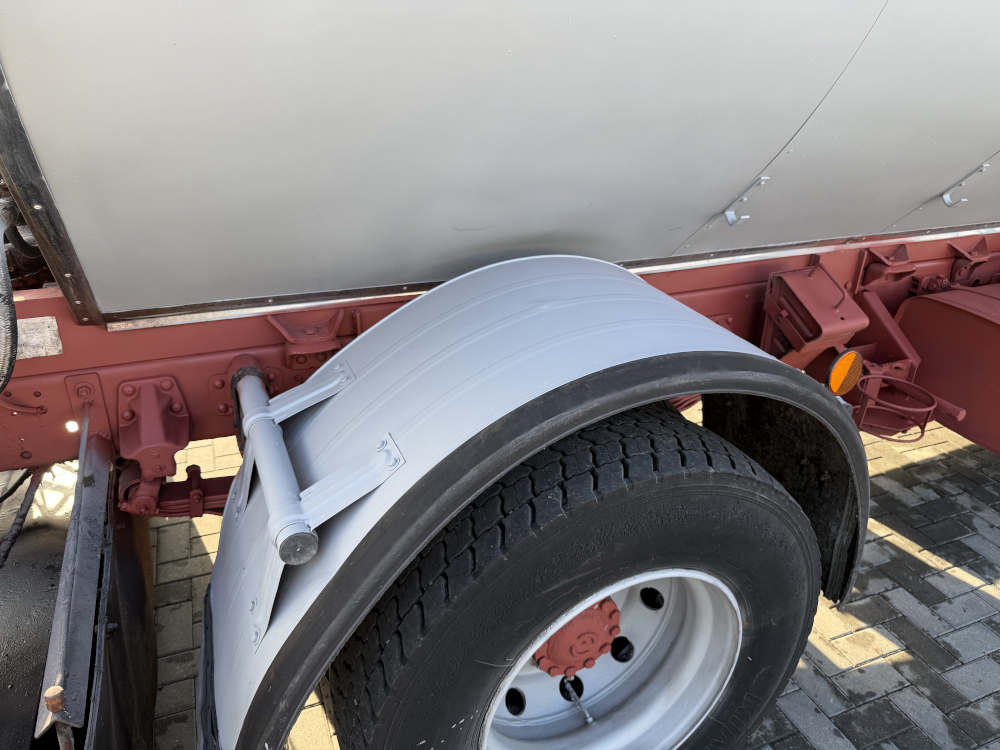 Usato 2004 Massenza B 8 B23 HY-EX