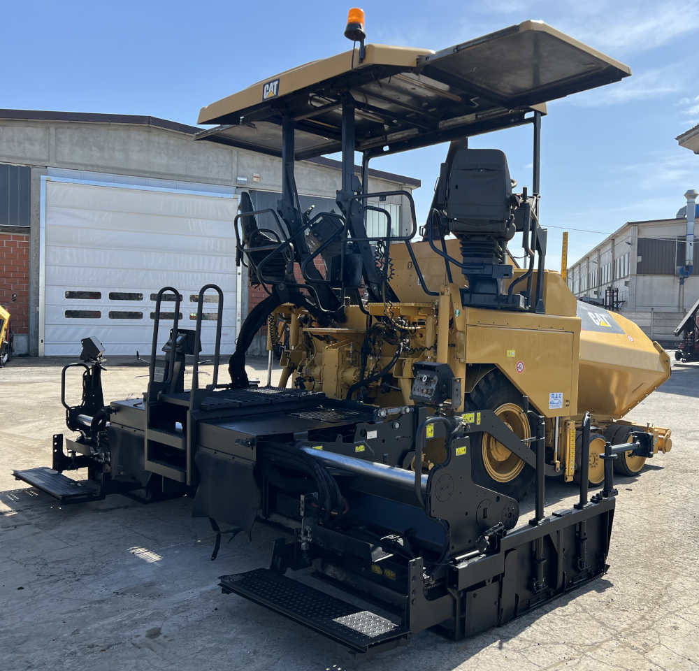 Usato 2014 Caterpillar AP 500E -222-