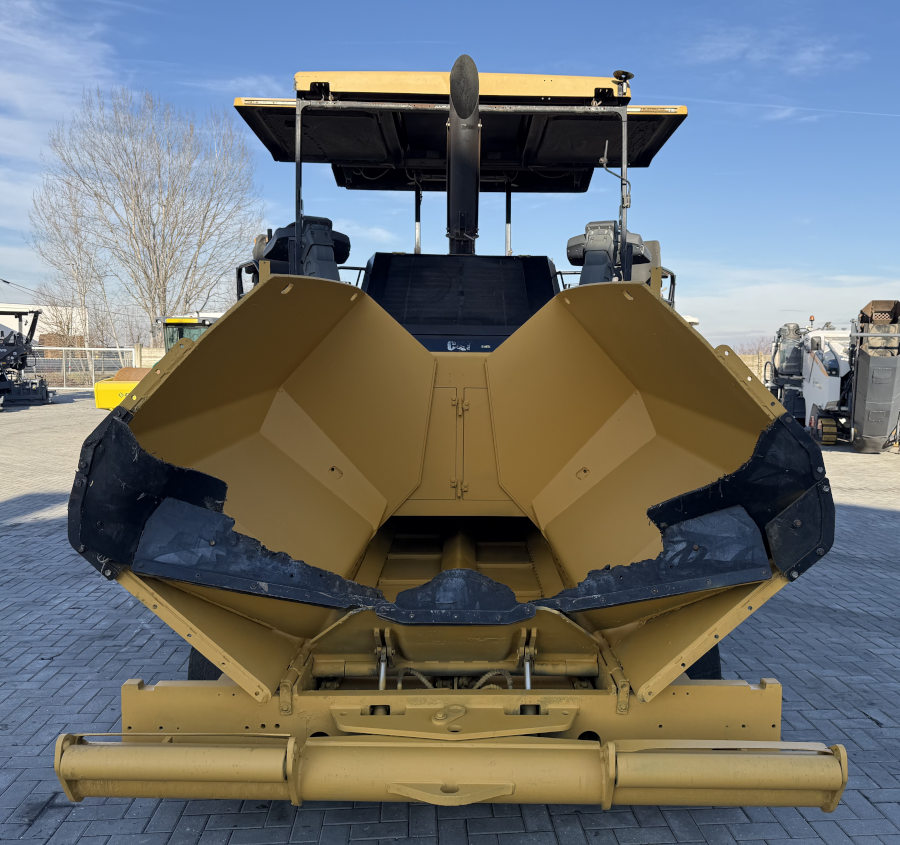 Usato 2017 Caterpillar AP 655F