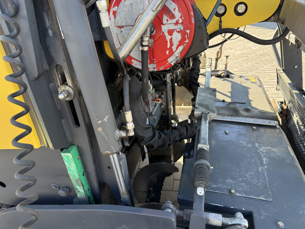 Usato 2014   Bomag BF 223C