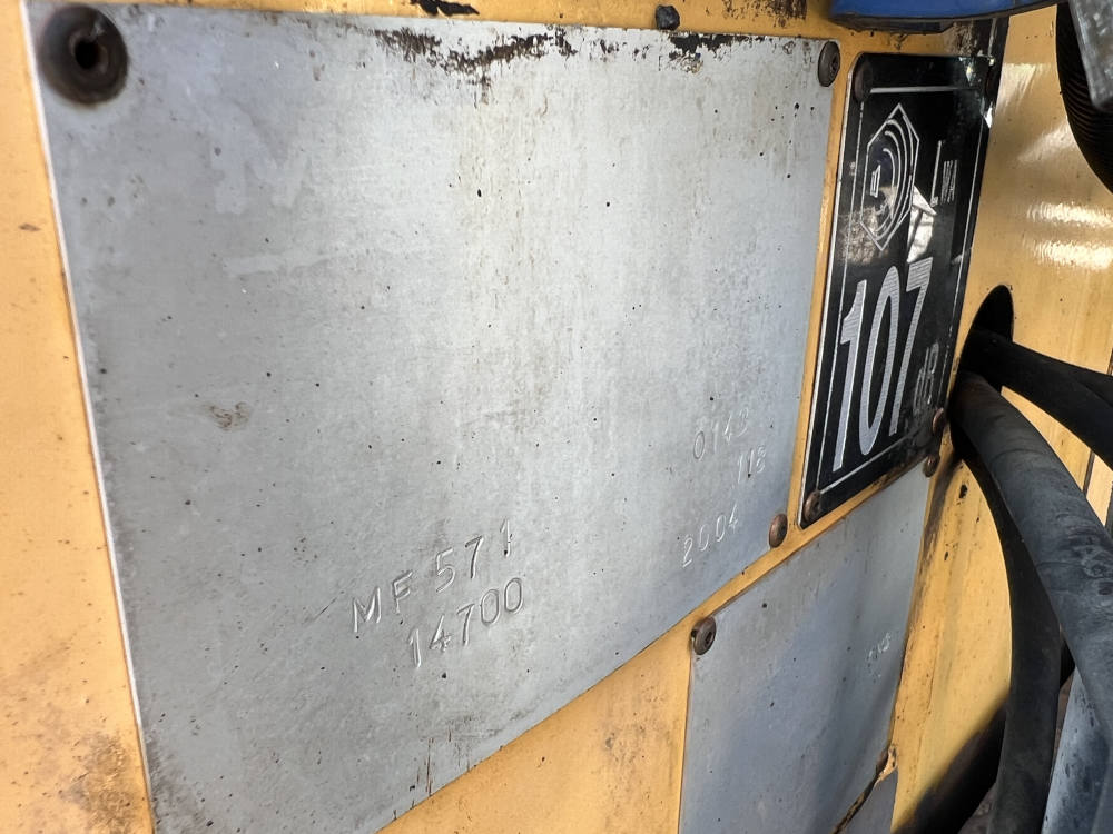 Usato 2004 Marini MF 571