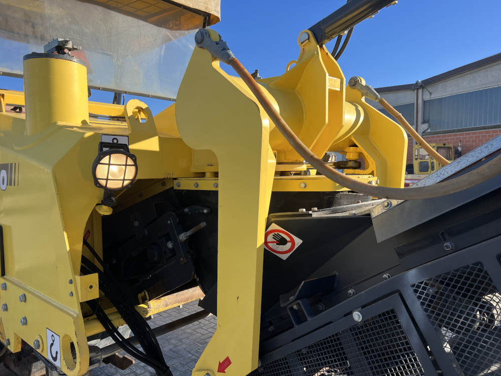 Usato 2009 Bomag BM 1300/30