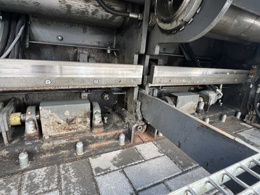 Usato 2016 Vogele S 1303-3i