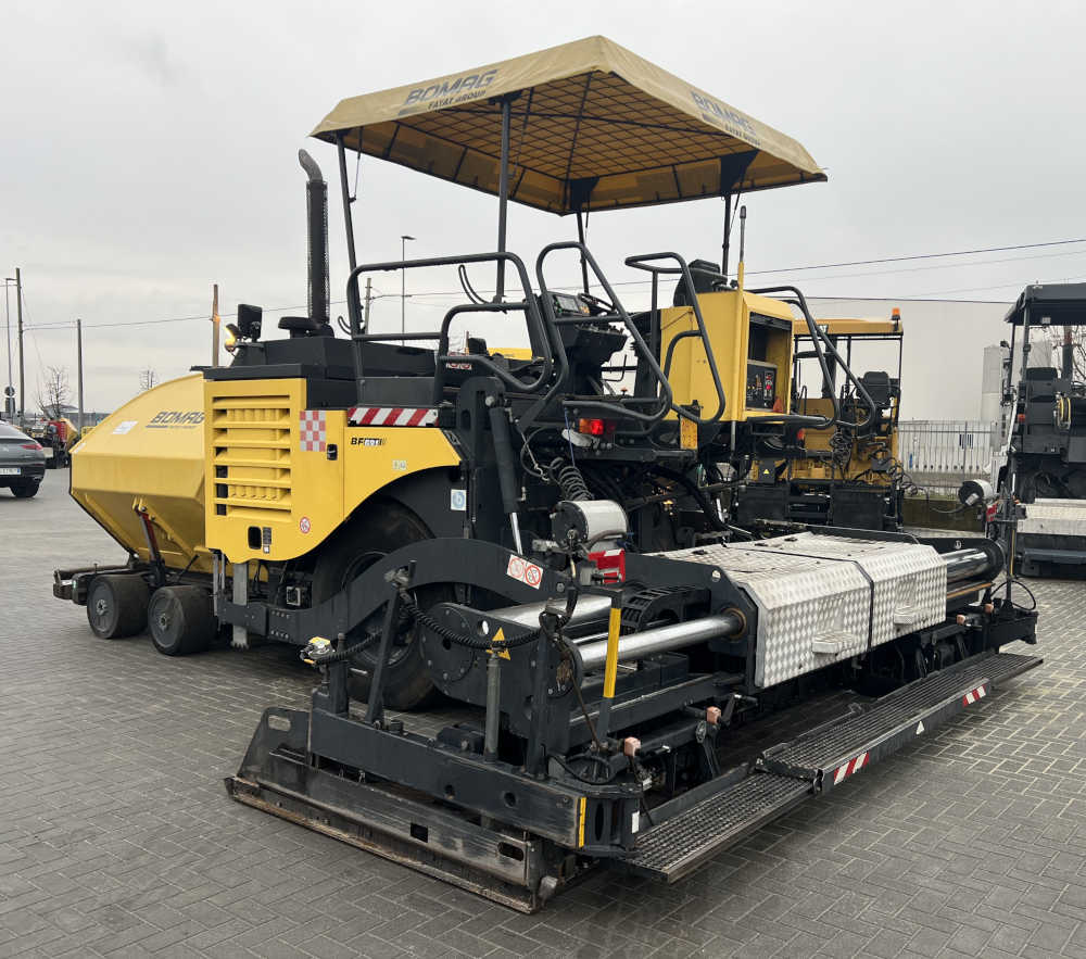 Usato 2009 Bomag BF 691P