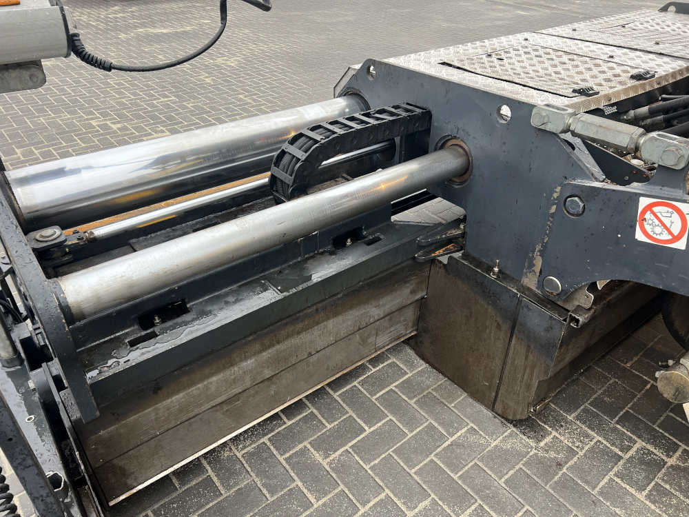 Usato 2009 Bomag BF 691P