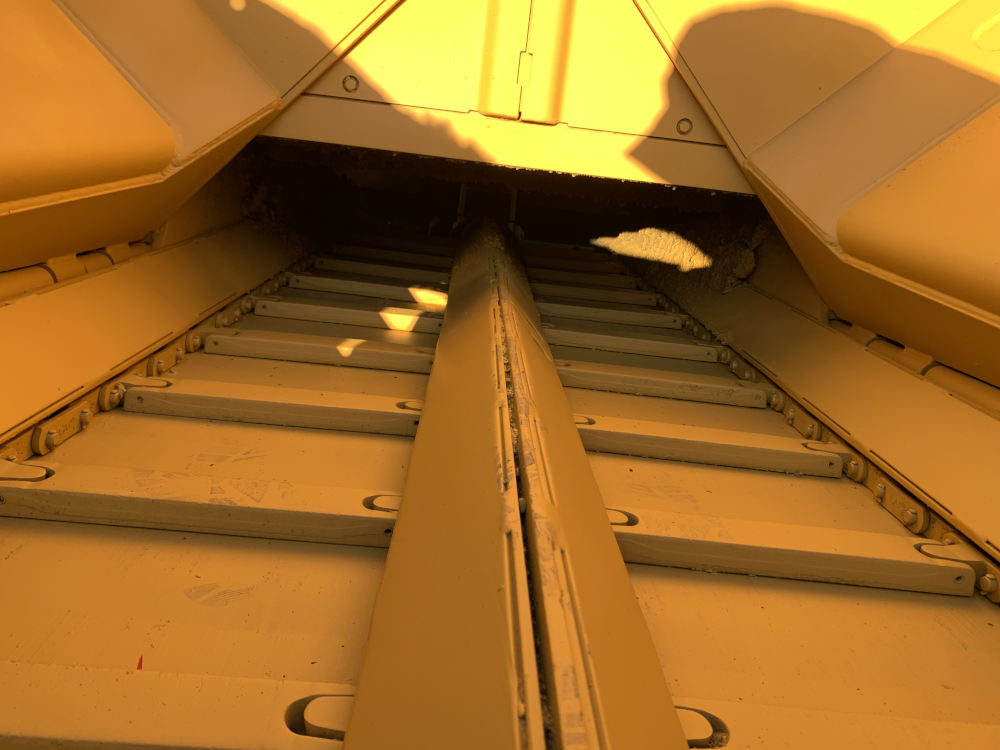 Usato 2013 Caterpillar AP 555E