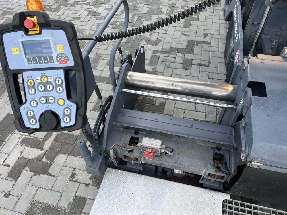 Usato 2016 Vogele S 1303-3i